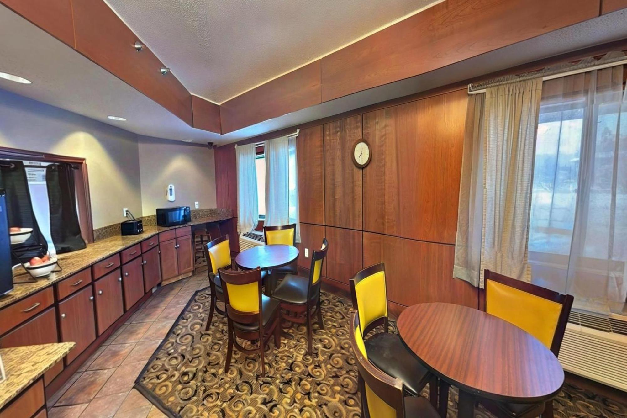 Fairbridge Inn & Suites Batavia-Darien Amusement Park Zewnętrze zdjęcie